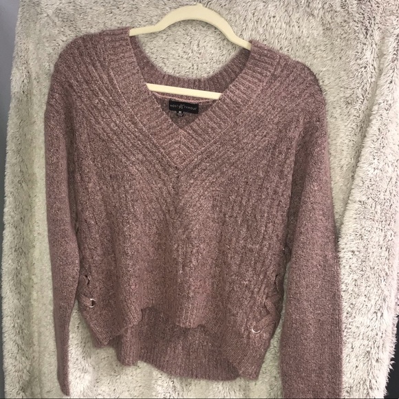 Basic Sweater - Picture 6 of 6